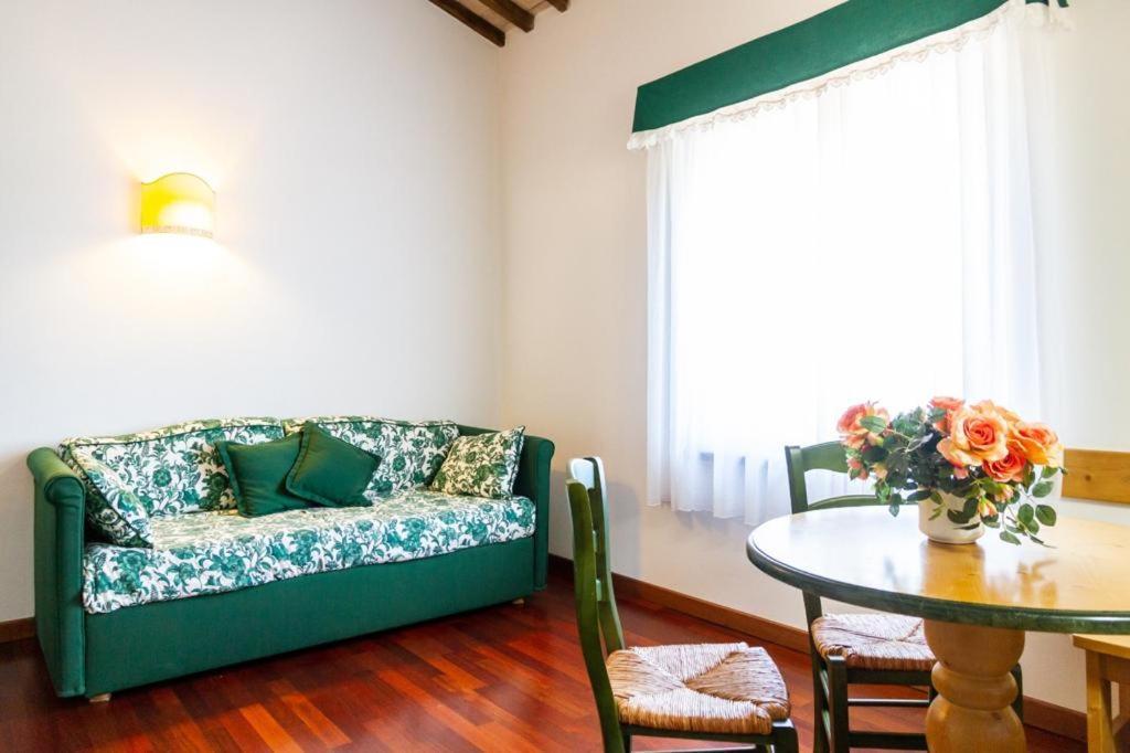 Aparthotel Il Casale Delle Rose Civitella Paganico Exterior foto