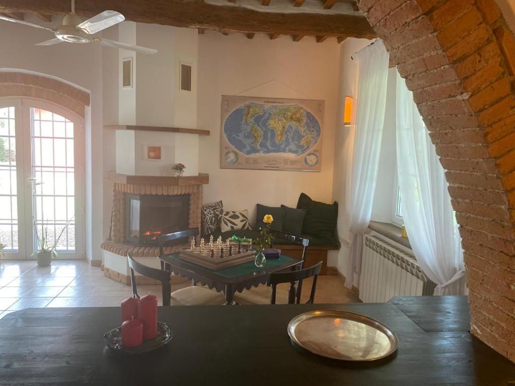 Aparthotel Il Casale Delle Rose Civitella Paganico Exterior foto